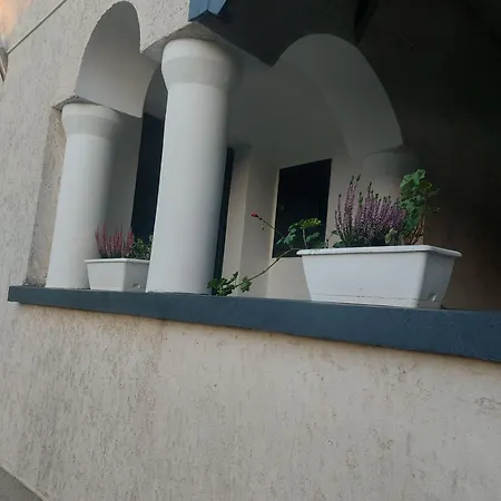 Miklos Maganszallas Tatil Evi *