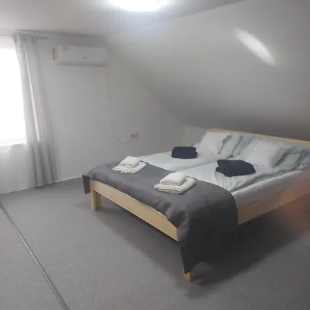 Tatil Evi Miklos Maganszallas Cserkeszőlő