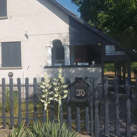 Tatil Evi Miklos Maganszallas *